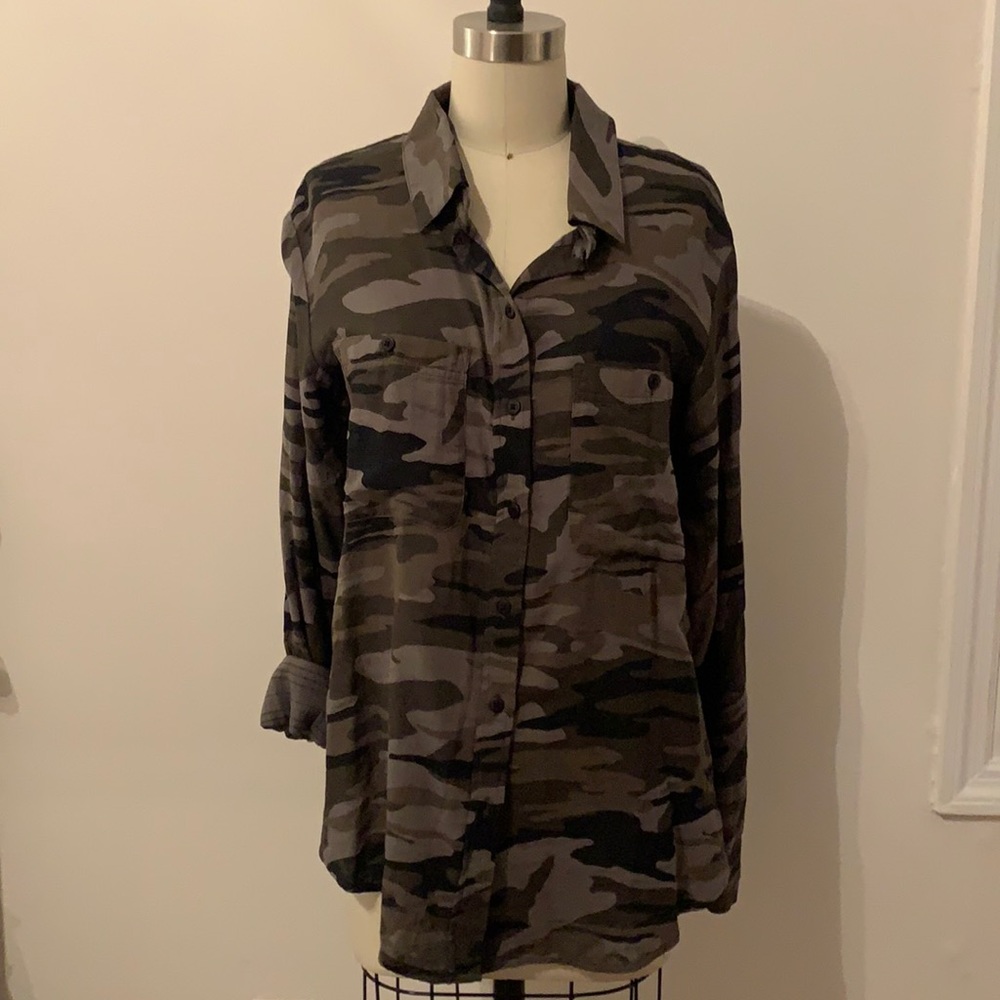 Sanctuary Boyfriend Shirt (NWOT)camouflage cotton and rayon